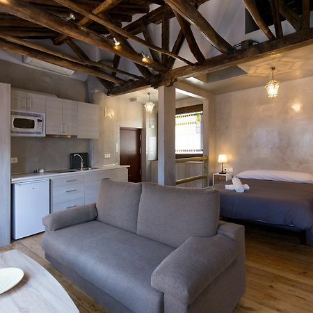 Los Lobos Suites Apartamentos Granada Eksteriør bilde