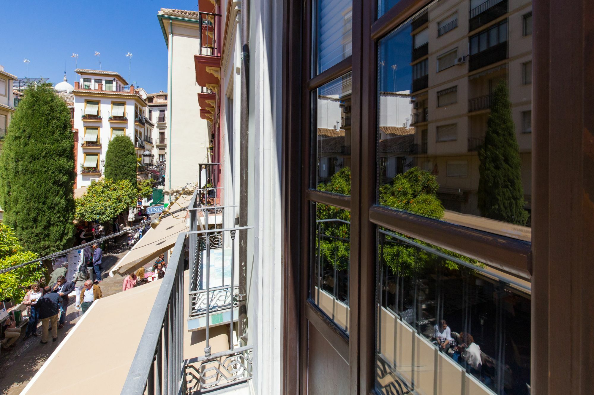 Los Lobos Suites Apartamentos Granada Eksteriør bilde