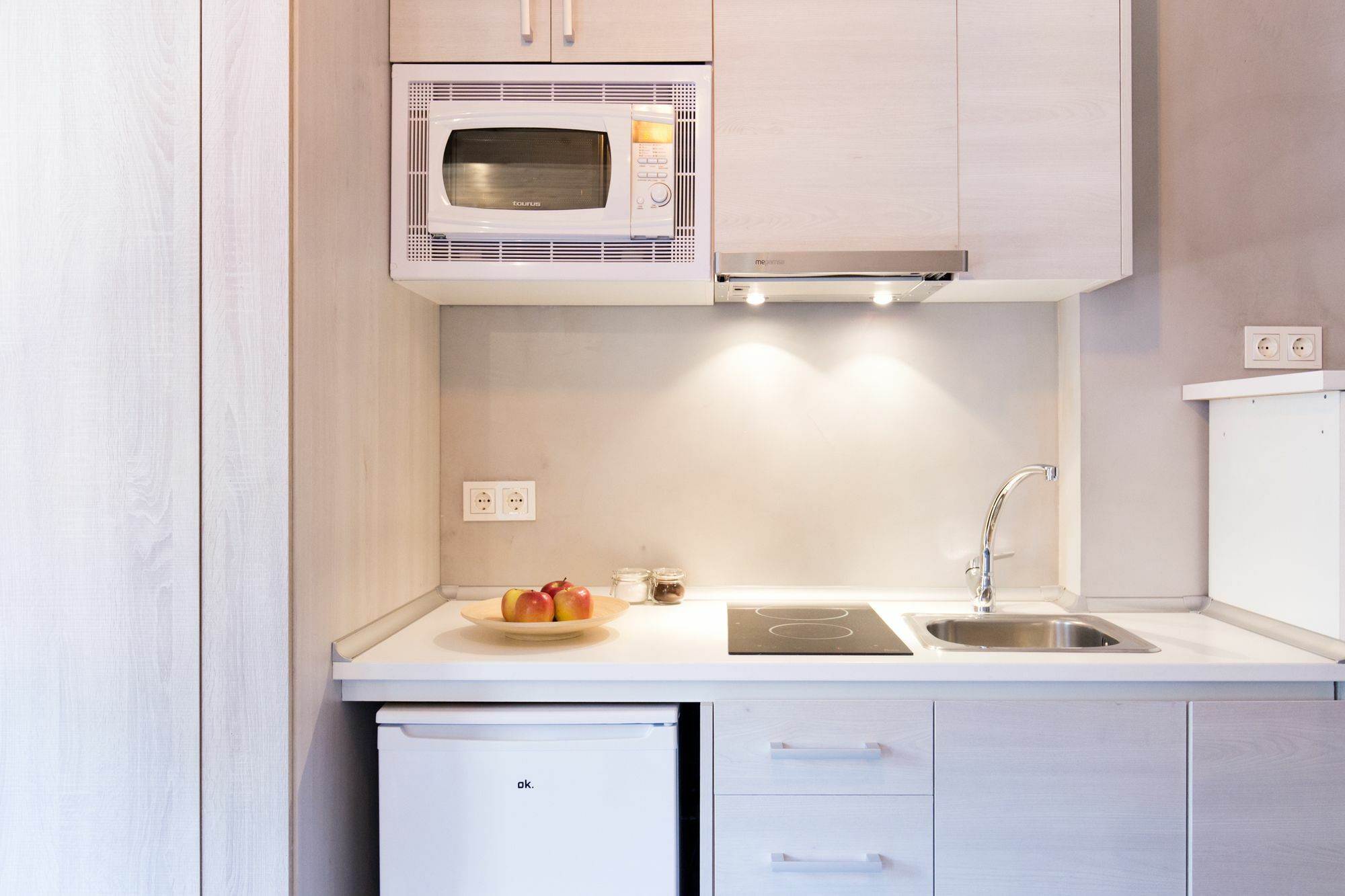 Los Lobos Suites Apartamentos Granada Eksteriør bilde