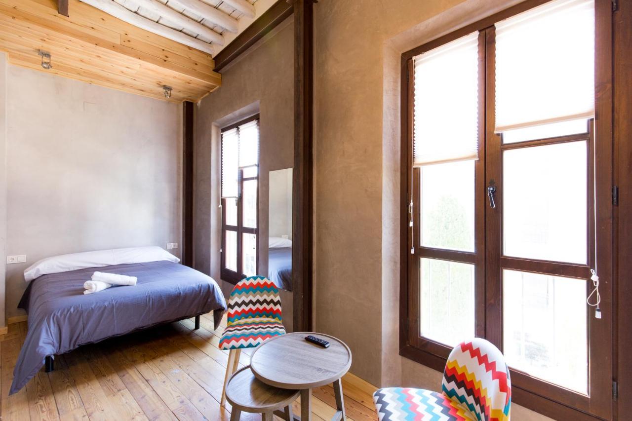 Los Lobos Suites Apartamentos Granada Eksteriør bilde